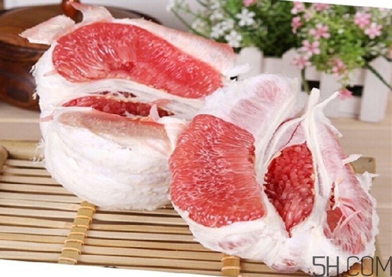 紅心柚子與白肉柚子有什么差別？紅心柚子是轉(zhuǎn)基因嗎？