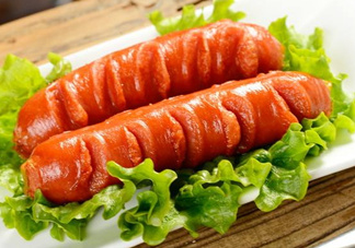 烤腸能用微波爐加熱嗎？烤腸能在微波爐里烤嗎？