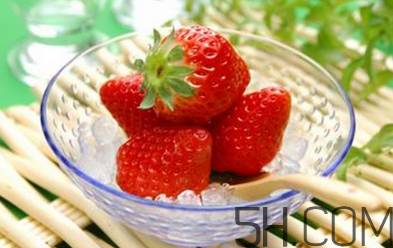 來月經(jīng)可以吃草莓嗎？草莓可以放冰箱保存嗎？