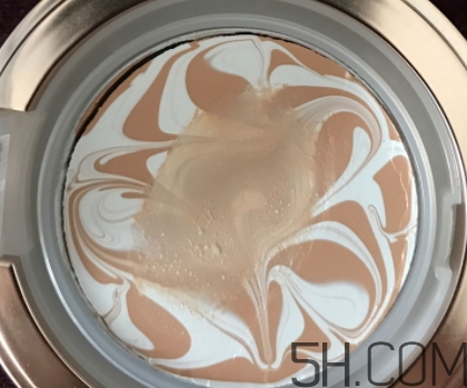 水粉霜是什么？水粉霜是粉底液嗎？