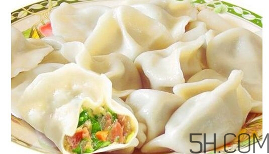 煮餃子開鍋煮皮還是餡？煮餃子蓋不蓋鍋蓋？