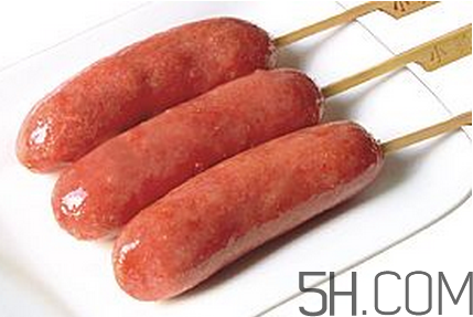 烤腸能用微波爐加熱嗎？烤腸能在微波爐里烤嗎？