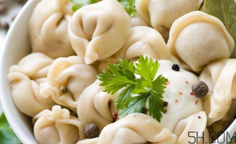 煮餃子開鍋煮皮還是餡？煮餃子蓋不蓋鍋蓋？