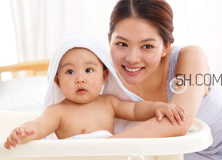 試管嬰兒是什么意思？哪些人適合做試管嬰兒？