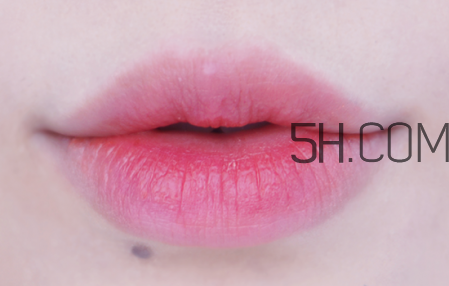 貝玲妃胭脂水怎么用?貝玲妃胭脂水使用方法 貝玲妃胭脂水怎么用?貝玲妃胭脂水使用方法