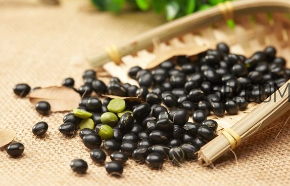 黑芝麻糊過(guò)期了能喝嗎？如何辨別黑芝麻是否變質(zhì)？