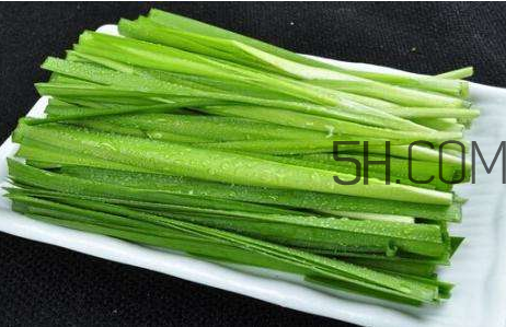 來月經(jīng)可以吃韭菜嗎？韭菜花的腌制方法