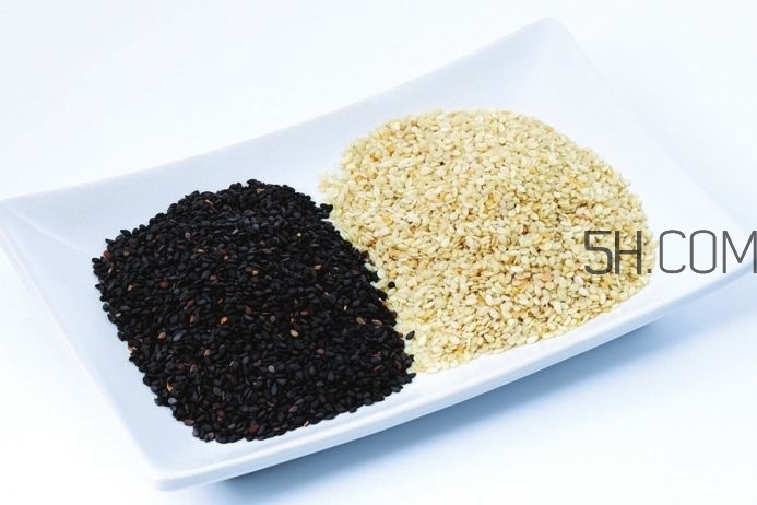 黑芝麻有點(diǎn)苦正常嗎？黑芝麻有保質(zhì)期嗎？