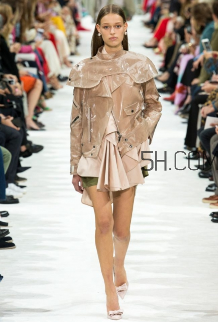 valentino2018春夏系列怎么樣_好看嗎？