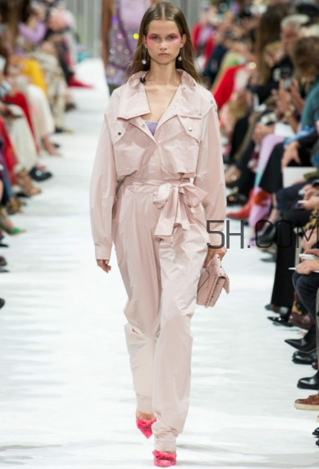valentino2018春夏系列怎么樣_好看嗎？