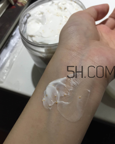 伊麗莎白雅頓身體乳怎么樣？伊麗莎白雅頓身體乳好用嗎？