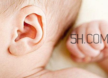 耳朵會感染腳氣嗎？耳朵感染腳氣怎么治