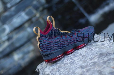 nike lebron 15 cavs騎士隊(duì)配色發(fā)售時(shí)間_多少錢？