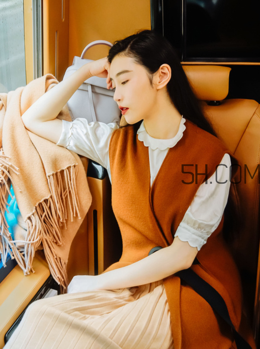 中耳炎為什么會(huì)流水？中耳炎為什么會(huì)流血？