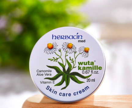 herbacin賀本清護(hù)手霜鐵盒裝怎么樣？哪個(gè)顏色好？