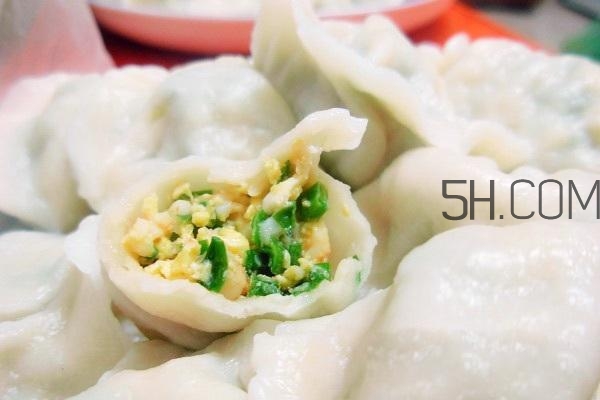 孕婦能吃韭菜餡餃子嗎？孕婦吃韭菜餡餃子對(duì)胎兒好嗎？