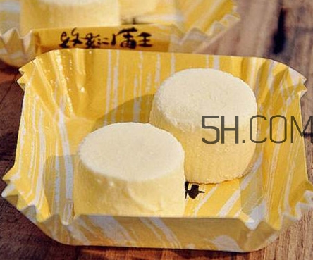 如何用牛奶自制淡奶油？淡奶油開封后能保存多久