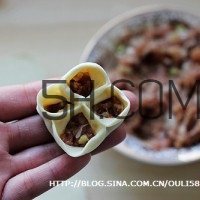 餃子和面用熱水還是冷水？餃子和面要醒多長時間？