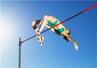 如何做好撐桿跳高運動？背越式跳高的七大技巧