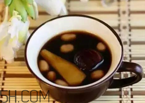 秋天早上能吃姜嗎？秋天喝什么蜂蜜好？