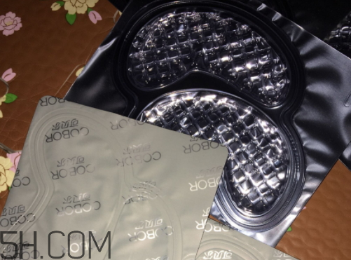 可貝爾燕窩特潤修護(hù)眼紋消眼貼膜多少錢？怎么樣？