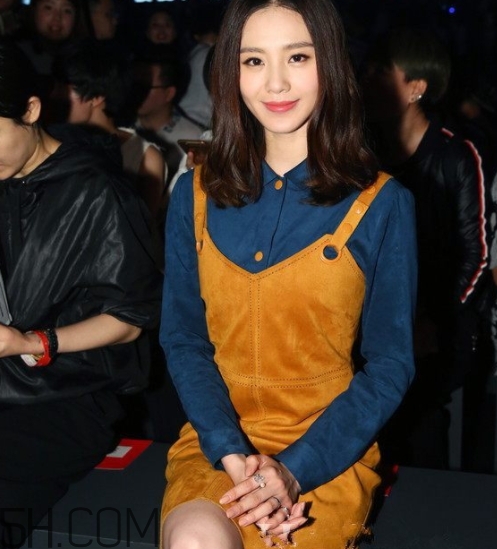 焦糖色適合什么膚色？焦糖色適合黃皮嗎