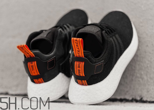 adidas nmd r2 future harvest萬圣節(jié)配色實物什么樣？