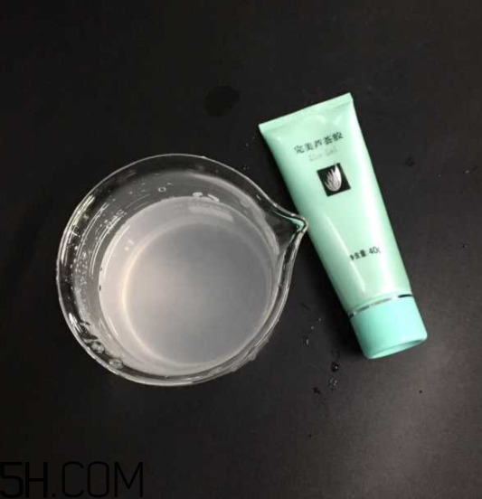 昭貴蘆薈凝膠汁怎么樣？昭貴蘆薈膠和完美蘆薈膠哪個(gè)好？