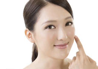 皮膚過(guò)敏是什么原因引起的？皮膚過(guò)敏和蕁麻疹的區(qū)別