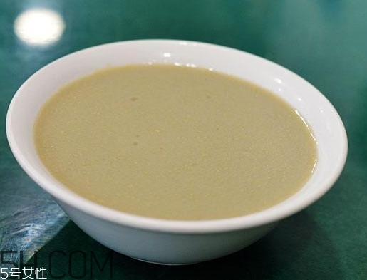 豆汁兒是什么做的？豆汁兒是什么味道