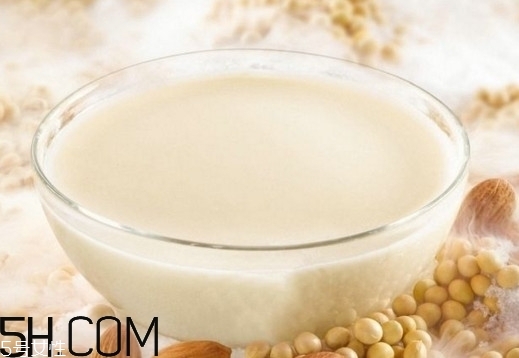 豆汁是堿性還是酸性？豆汁和豆?jié){有什么區(qū)別