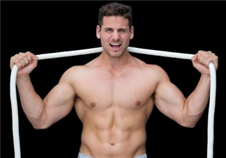 練完胸肌怎么拉伸？胸肌拉伸有什么好處？