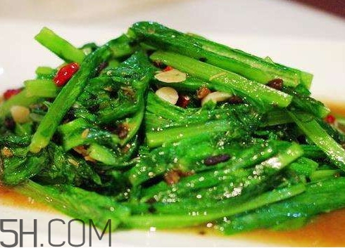 油麥菜是轉(zhuǎn)基因蔬菜嗎？油麥菜是發(fā)物嗎