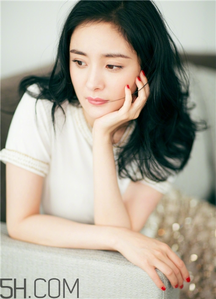 灰指甲會(huì)疼嗎？灰指甲會(huì)自愈嗎？