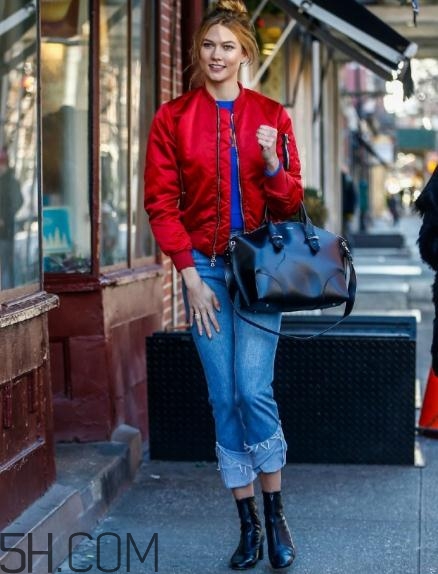 紅色衣服褪色怎么補(bǔ)救？紅色衣服掉色如何處理？