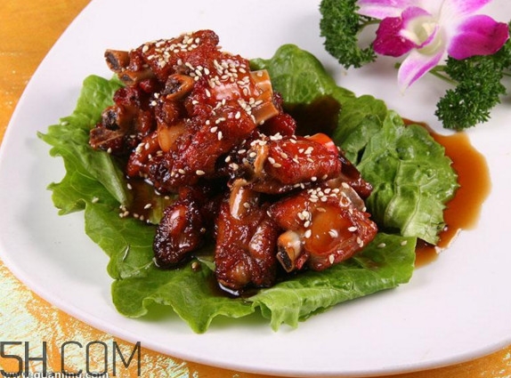 糖醋排骨怎樣做肉不硬？產(chǎn)婦能不能吃糖醋排骨