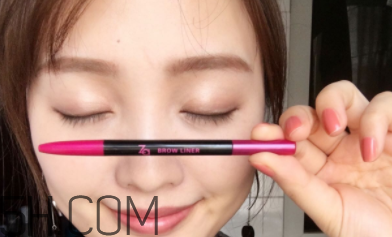 姬芮柔芯旋彩眉筆怎么樣？姬芮柔芯旋彩眉筆試色