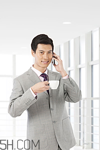 膽結(jié)石跟便秘有關(guān)系嗎？膽結(jié)石跟腸胃有關(guān)系嗎？