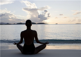 練什么瑜伽對皮膚好？瑜伽可以自學嗎？