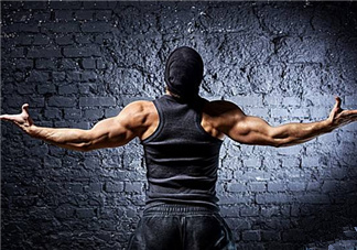 背闊肌怎么練？背闊肌怎么找感覺？