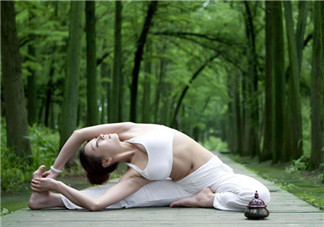 練瑜伽穿什么好？練瑜伽后可以泡腳嗎？