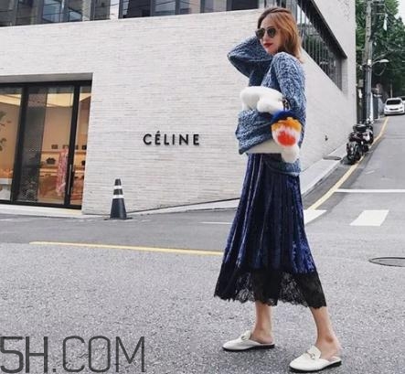 衛(wèi)衣搭配裙子好看嗎？衛(wèi)衣和裙子怎么搭配？