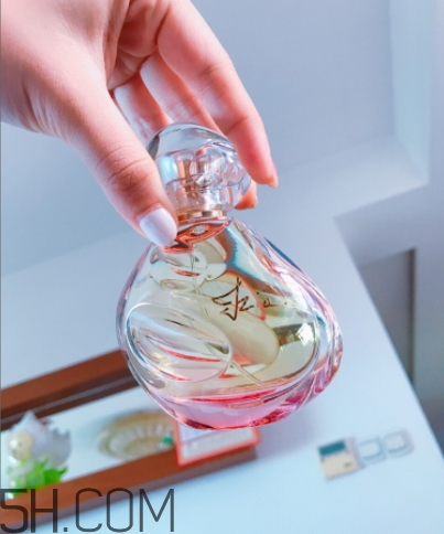 sisley izia伊莎香水多少錢？希思黎izia香水專柜價格