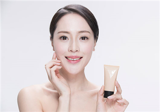 青春痘能不能擠？青春痘能用鹽水洗嗎？