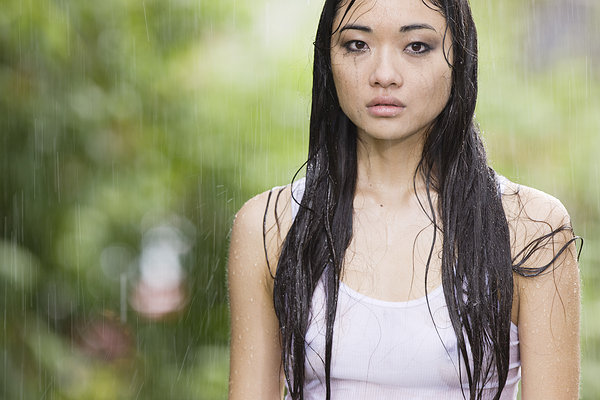 睡覺前流淚是什么原因 6大原因需注意 睡覺前流淚是什么原因 6大原因需注意