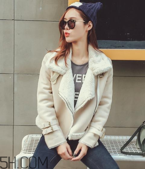 羊羔毛外套暖和嗎？羊羔毛外套多少度穿？