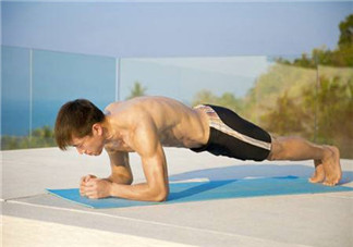 平板支撐什么時間做最好？平板支撐不適宜人群