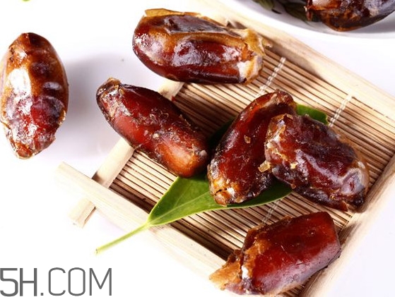 椰棗是哪里的特產(chǎn)？椰棗是棗嗎