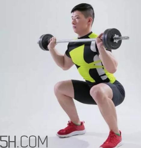 深蹲時(shí)怎么呼吸？深蹲的正確呼吸方法