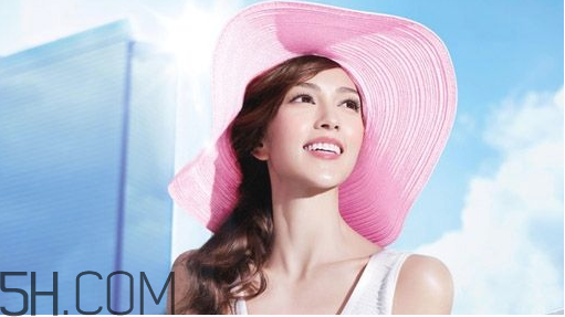 安耐曬各種顏色瓶子的區(qū)別？防曬霜可以直接涂在臉上嗎？